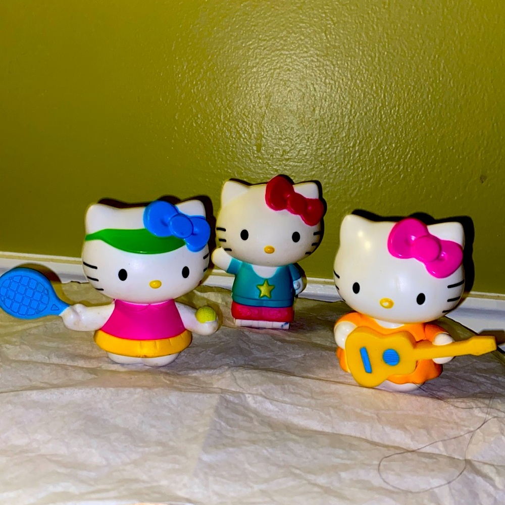 Hello kitty figurines/collectable lot